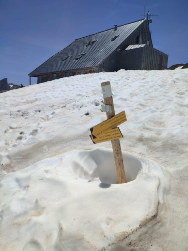 Refugio de Ayous